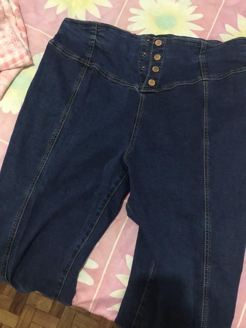 size 6 in forever 21 jeans