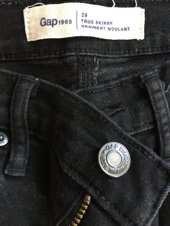 gap black ripped jeans