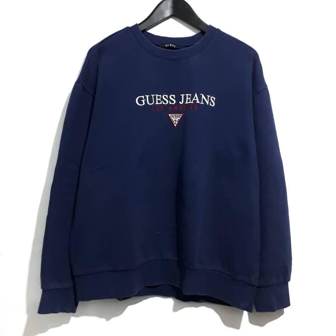Guess Jeans Crewneck Fesyen Pria Pakaian Baju Luaran di Carousell