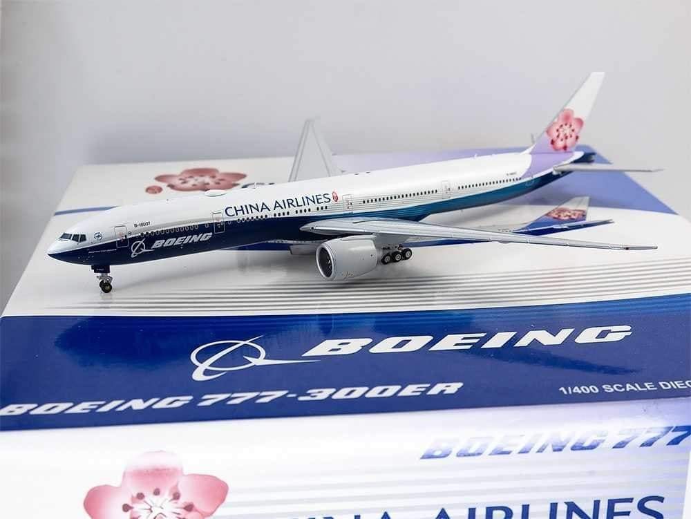 JC WINGS 1:400 中華航空小藍鯨B-18007 B777-300ER 飛機模型, 興趣及