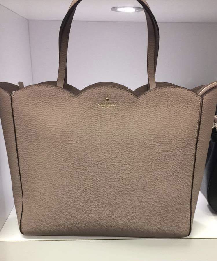 Kate Spade Scallop Shoulder Bag, Women's Fashion, Bags & Wallets, Shoulder  Bags on Carousell