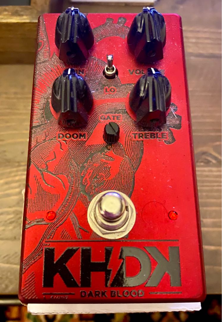 KHDK Dark Blood distortion pedal, Music & Media, Music Instruments on