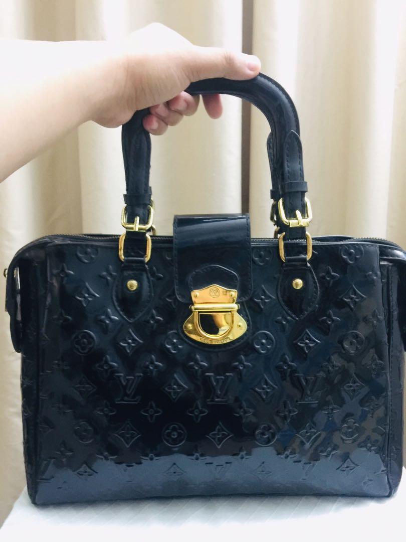 LV Monogram Jelly Bag, Women's Fashion, Bags & Wallets, Purses & Pouches on  Carousell