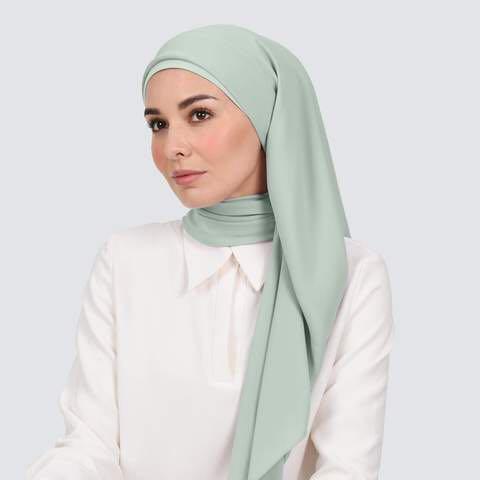 Naelofar Hijab Muslimah Fashion Scarves On Carousell