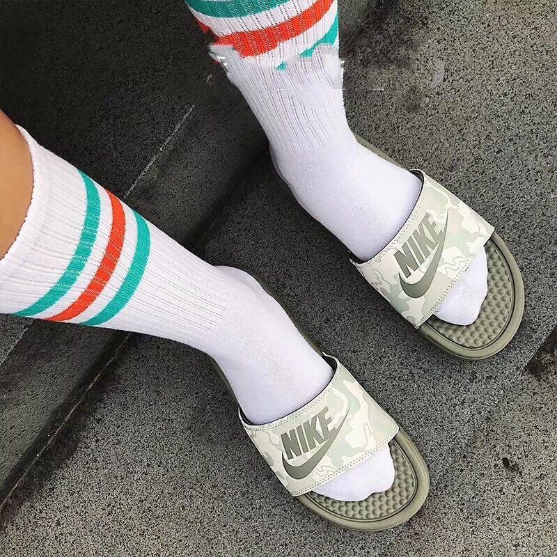 Nike online camouflage slippers