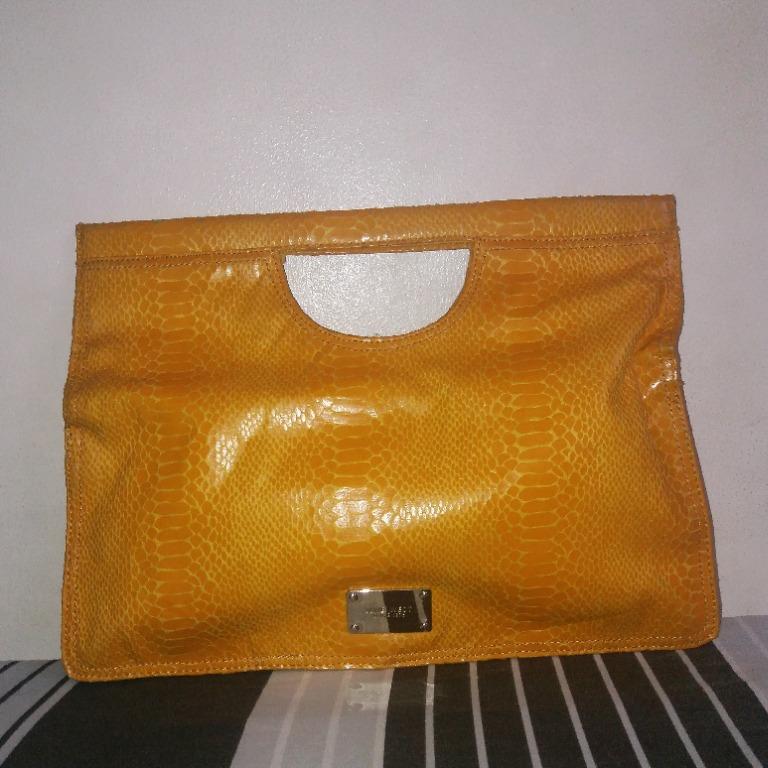 Yellow snakeskin purse store