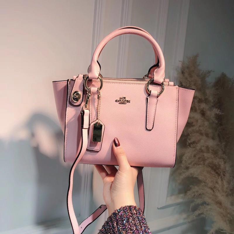 coach shoulder bag pink