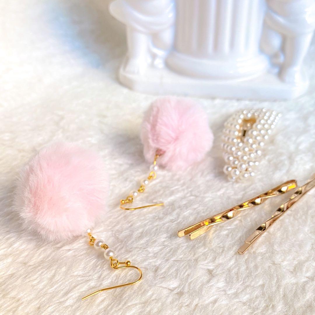 Gold pom pom clearance earrings