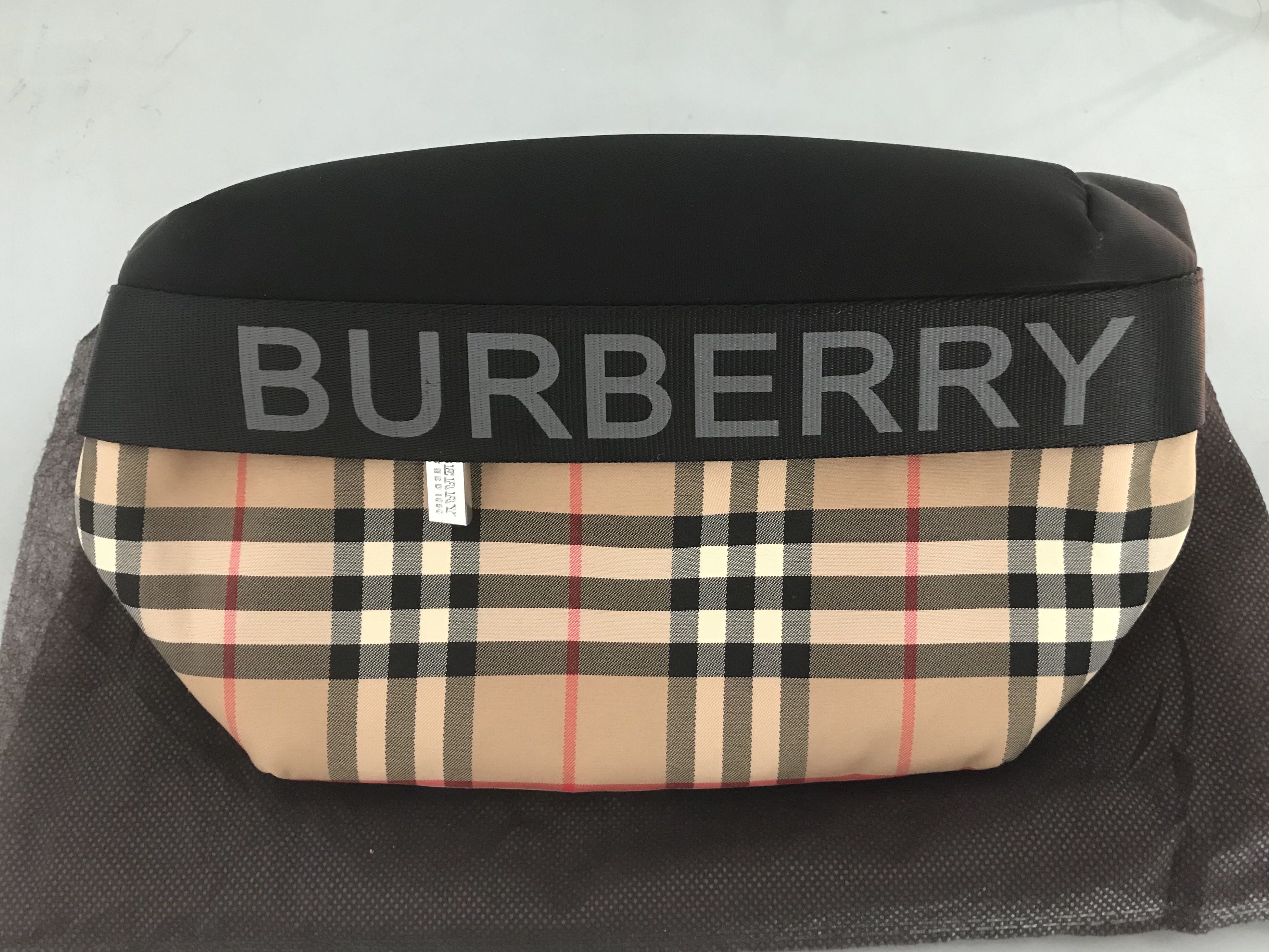 POUCH BAG BURBERRY (Premium Quality), Men's Fashion, Bags, Sling Bags on  Carousell