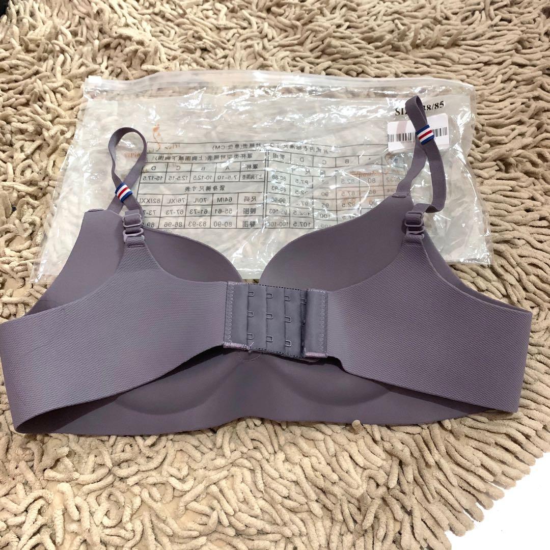 Jual UNIQLO Women Wireless Bra Tanpa Kawat Beige - Jakarta Pusat