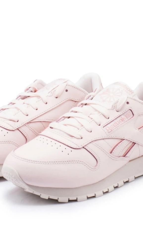 Reebok pink shop tennis shoes
