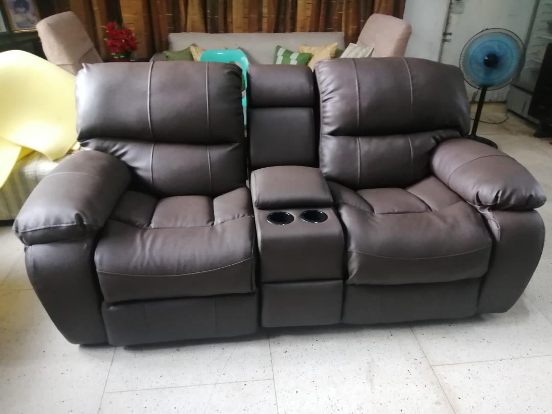 Reupholster La-Z-Boy (Category: Sofas) located in Quezon City. Submitted by villaarcaupholstery (Listing ID 1015282774, Image 2). Description: .