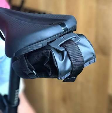 Specialized medium seat 2025 pack