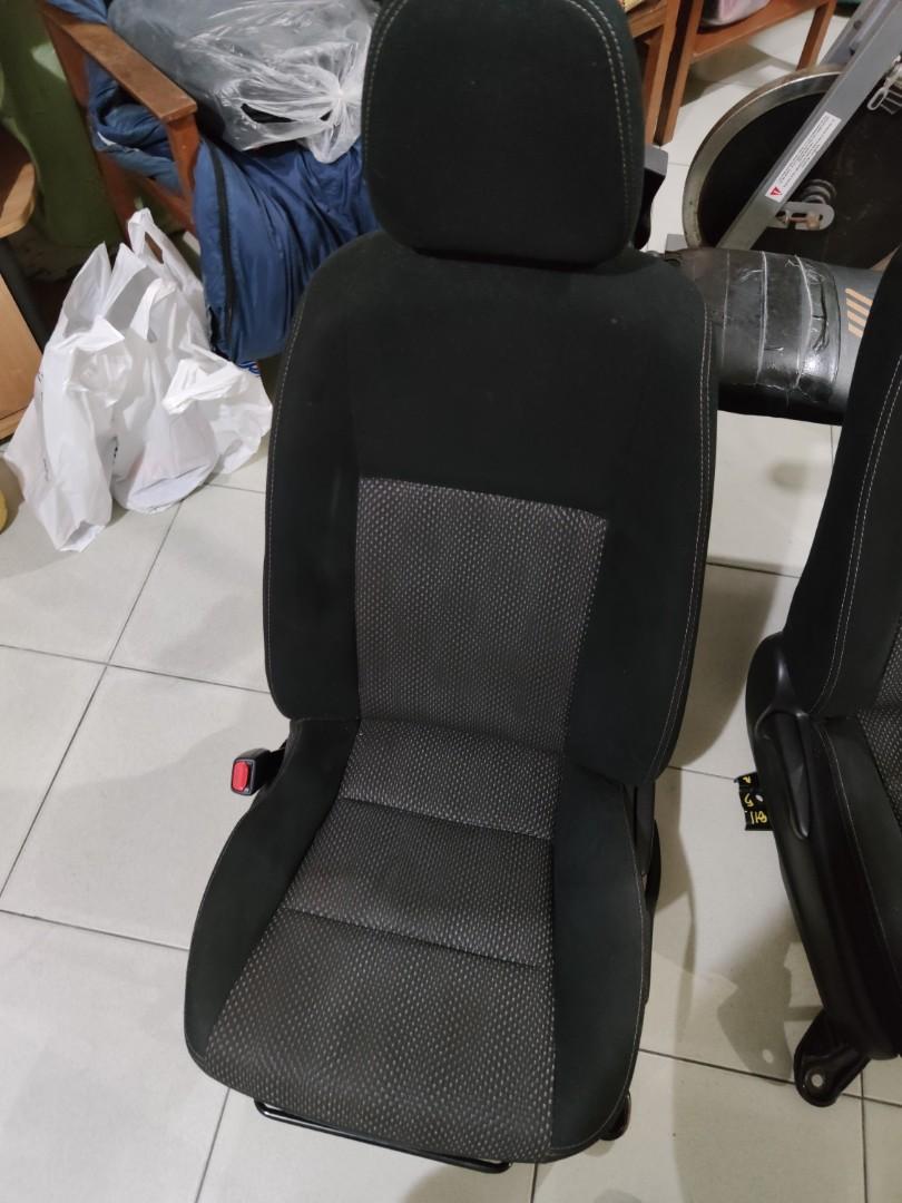 Stock front seats of toyota vios generation 3, Car Parts & Accessories