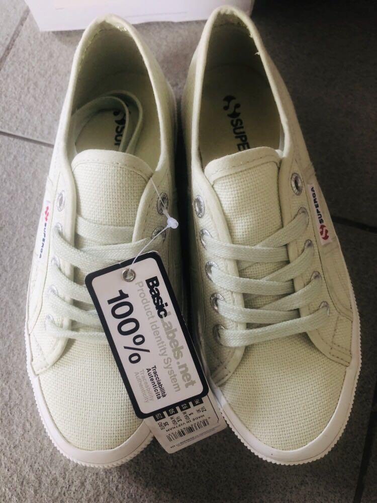 superga mint