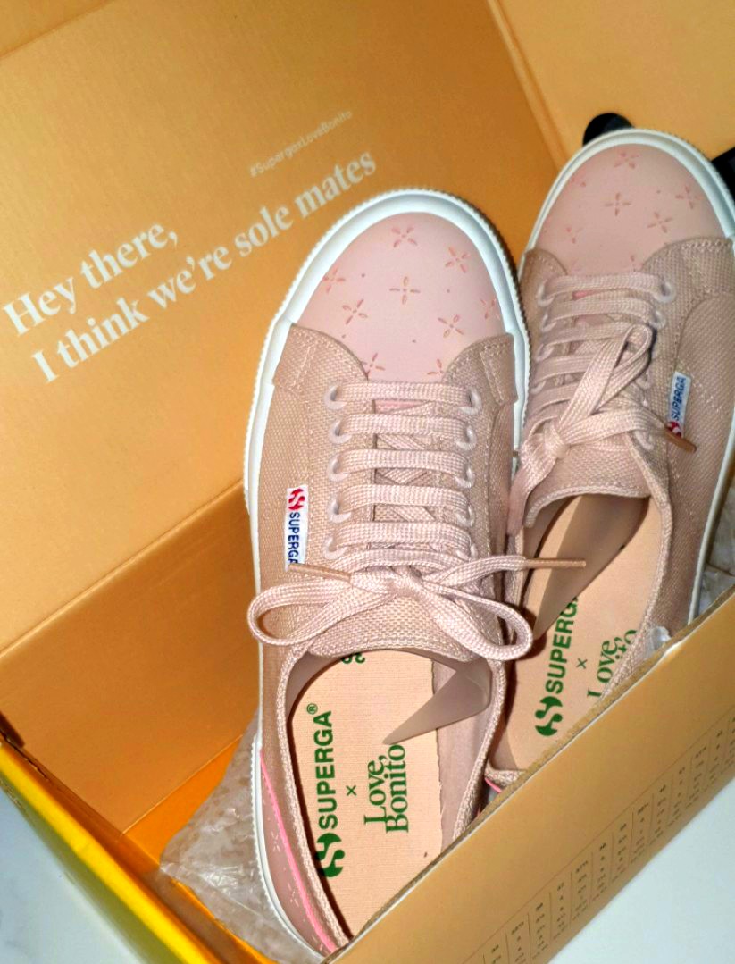 Love best sale bonito superga