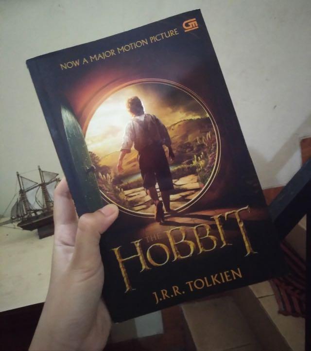 The Hobbit J R R Tolkien Novel Terjemahan Fantasi