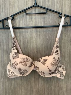 (Category: ) located in . Submitted by belladear (Listing ID 1015417507, Image 1). Description: .
