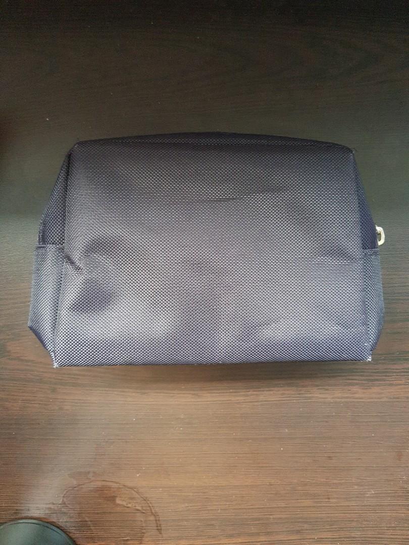 Tumi wash pouch, Men's Fashion, Bags, Belt bags, Clutches and Pouches