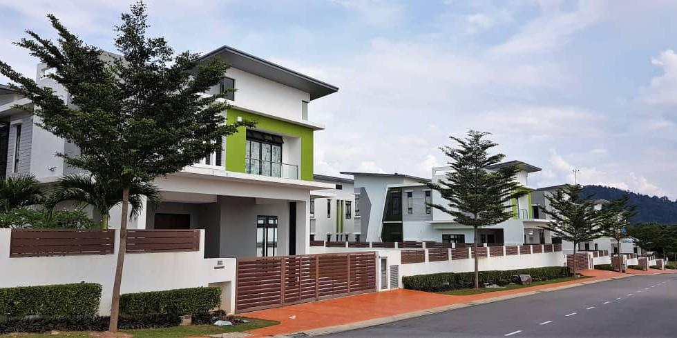 Two Storey Banglow Lot Casa Sutra Property For Sale On Carousell