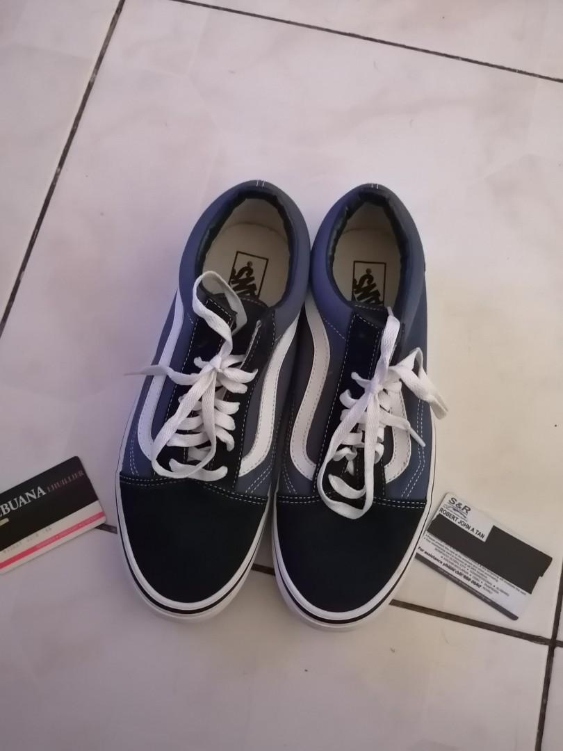 Vans Authentic Sneakers Kobe Lebron Nike Jordan Yeezy Travis Scott Men S Fashion Footwear Sneakers On Carousell