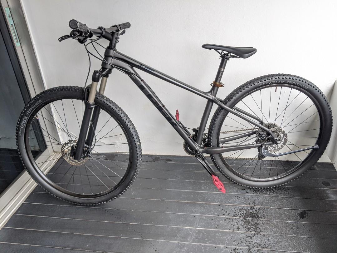 Xcaliber 7 TREK BLACK BLACK Sports Equipment Bicycles Parts