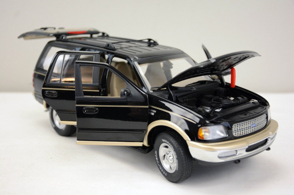 Ford expedition shop diecast model