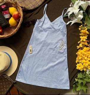 (Category: ) located in . Submitted by closetcravings (Listing ID 1015590574, Image 1). Description: .