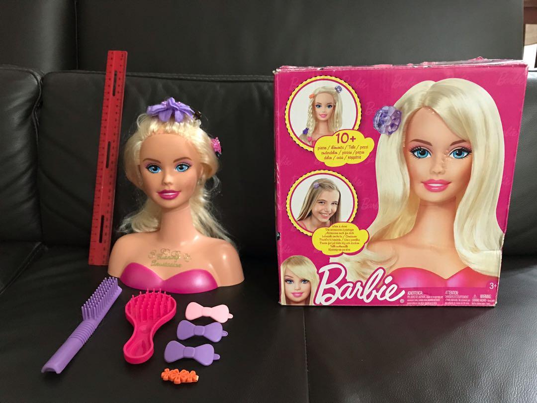 barbie stylist