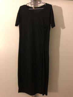 Black dress side split