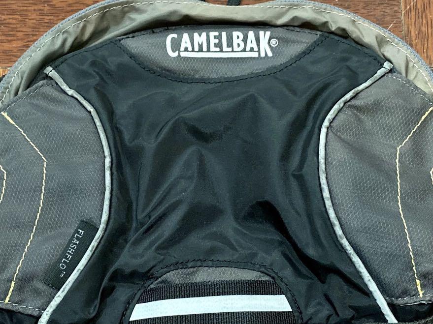 CamelBak Flashflo Hydration Fanny Pack With Bladder Compartment Black
