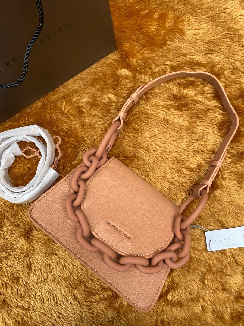 Charles And Keith Chunky Chain 2024 favors