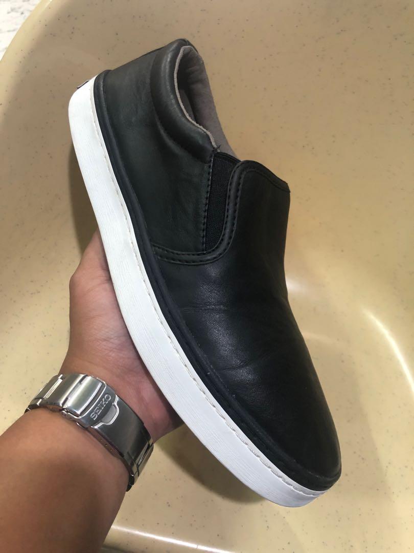 Cole haan falmouth top