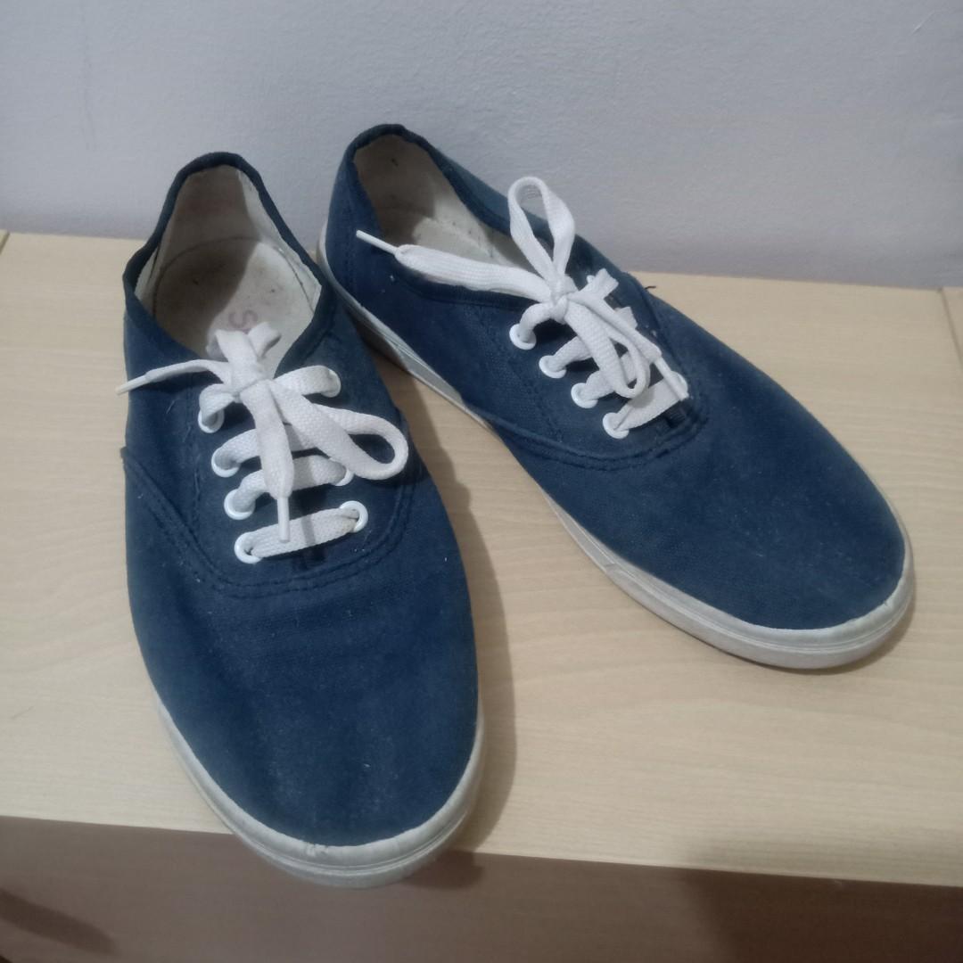 womens dark blue sneakers