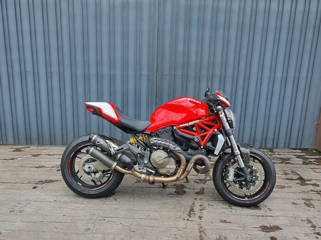 Ducati monster outlet 821 stripe 2015