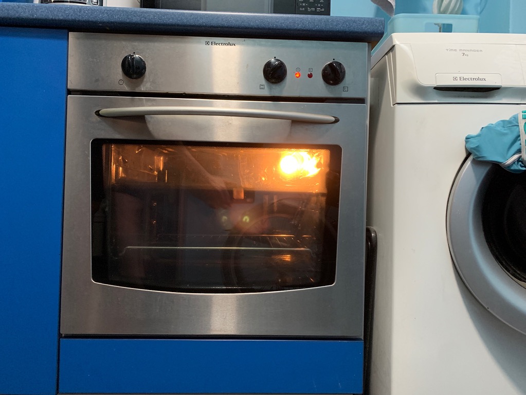 Electrolux Oven, TV & Home Appliances, Kitchen Appliances, Ovens