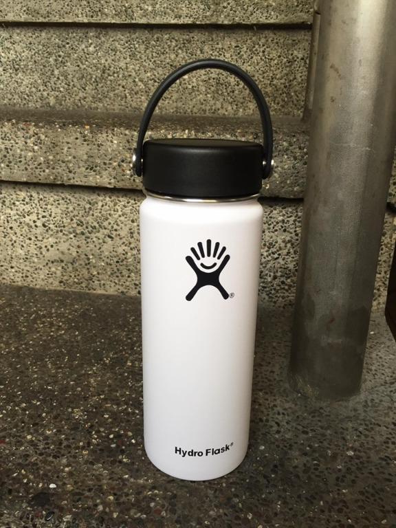 Hydro flask best sale 18oz wide