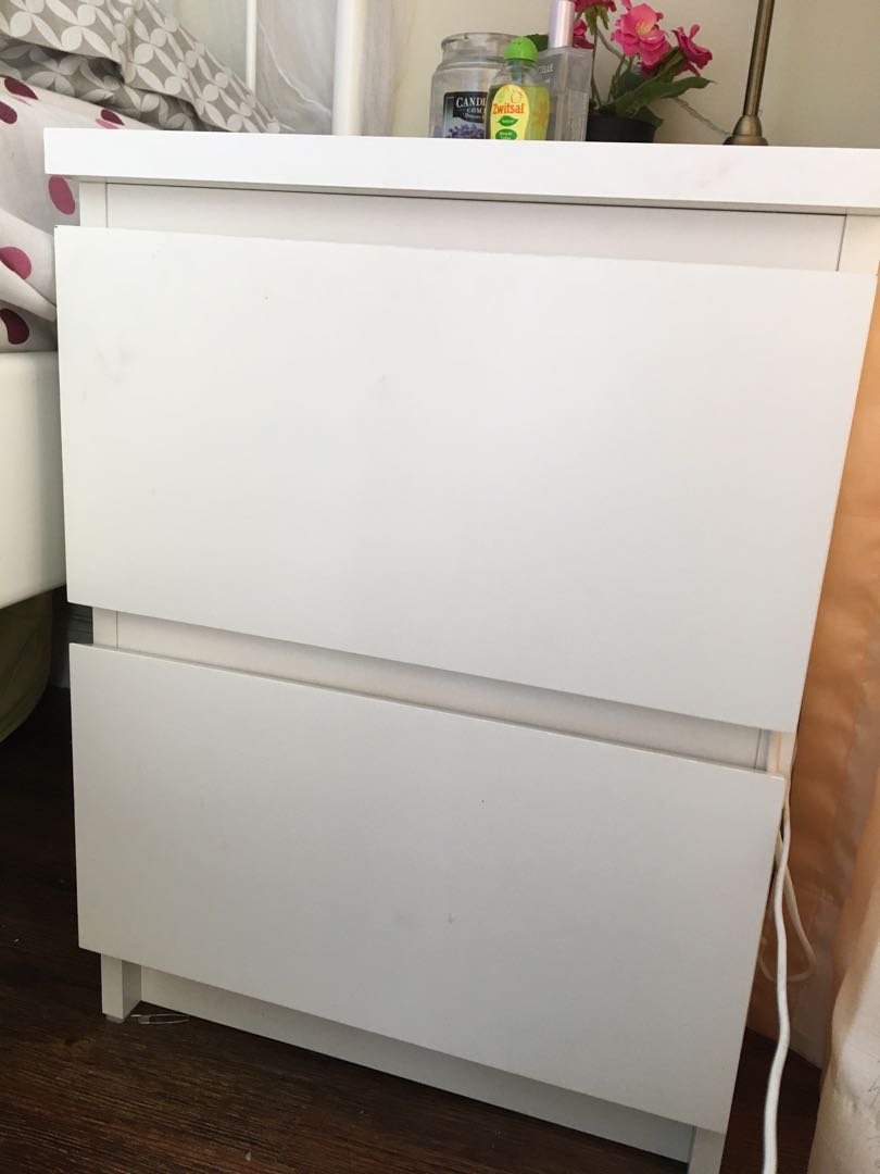 IKEA Side Table Malm, Perabotan Rumah di Carousell