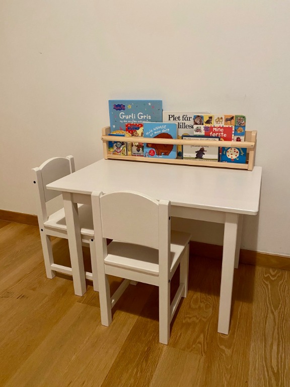 Ikea sundvik table and chairs clearance