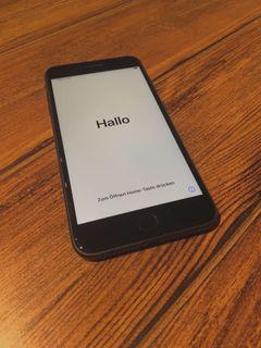 iPhone 8PLUS 64gb — mint condition, unlocked - TORONTO ONLY