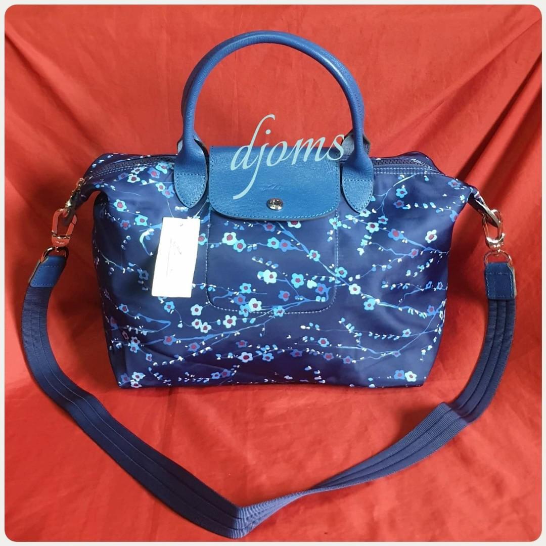 ErsA z Group l longchamp sakura blue