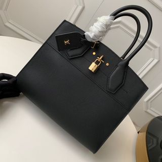 (Category: ) located in . Submitted by princesshandbags (Listing ID 1015585905, Image 1). Description: .