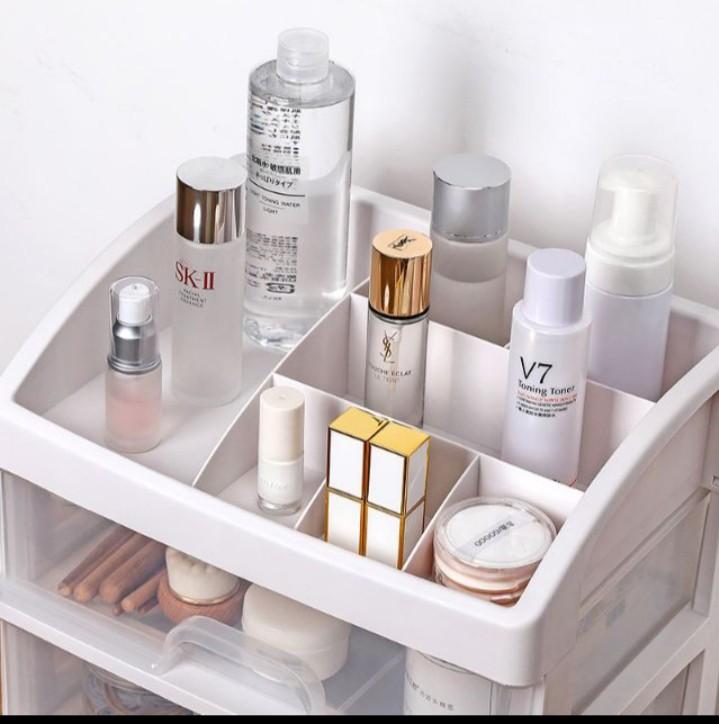 makeup organizer (Category: Storage Boxes & Baskets) located in Manila. Submitted by ayahallinoneshop (Listing ID 1015615802, Image 3). Description: .