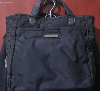 (Category: ) located in . Submitted by cjapparel (Listing ID 1015644231, Image 1). Description: .