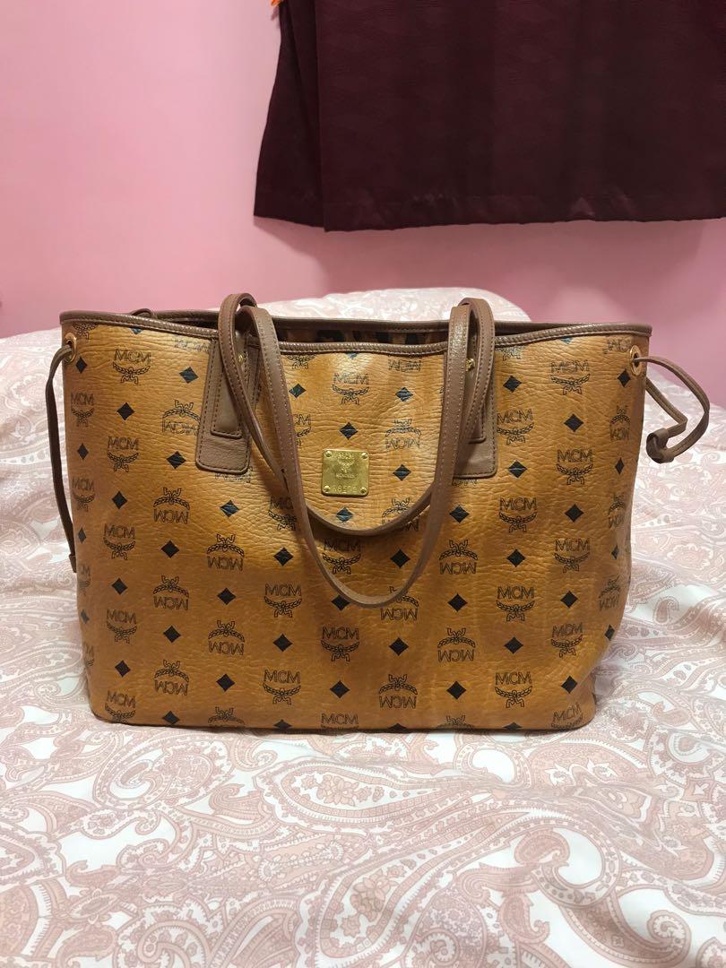 Mcm handbag outlet sale