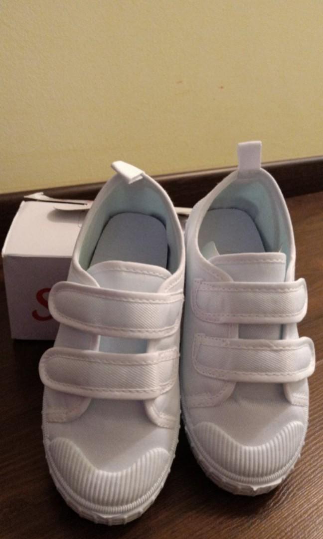 NEW : White School Shoes (with box 