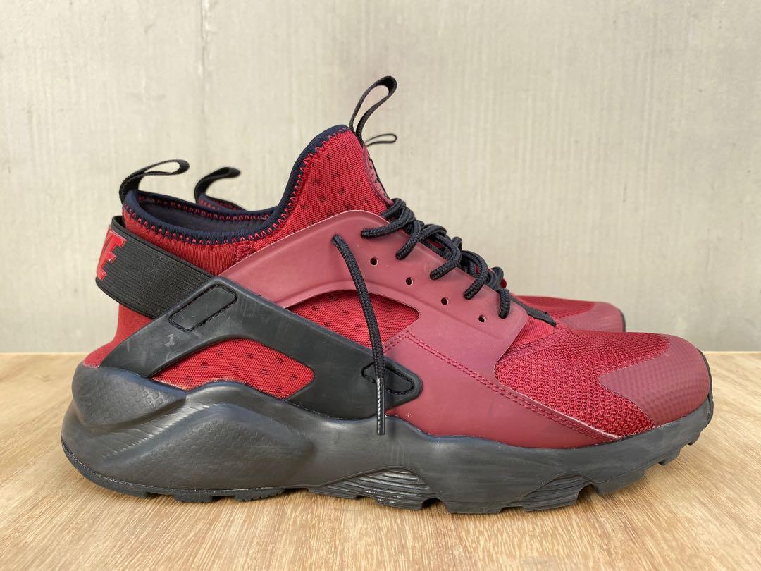 nike huarache team red