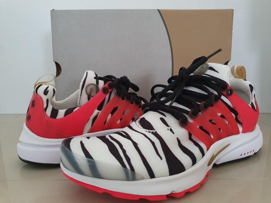 WTS Size L Nike Air Presto South Korea Men s Fashion Footwear Sneakers on Carousell