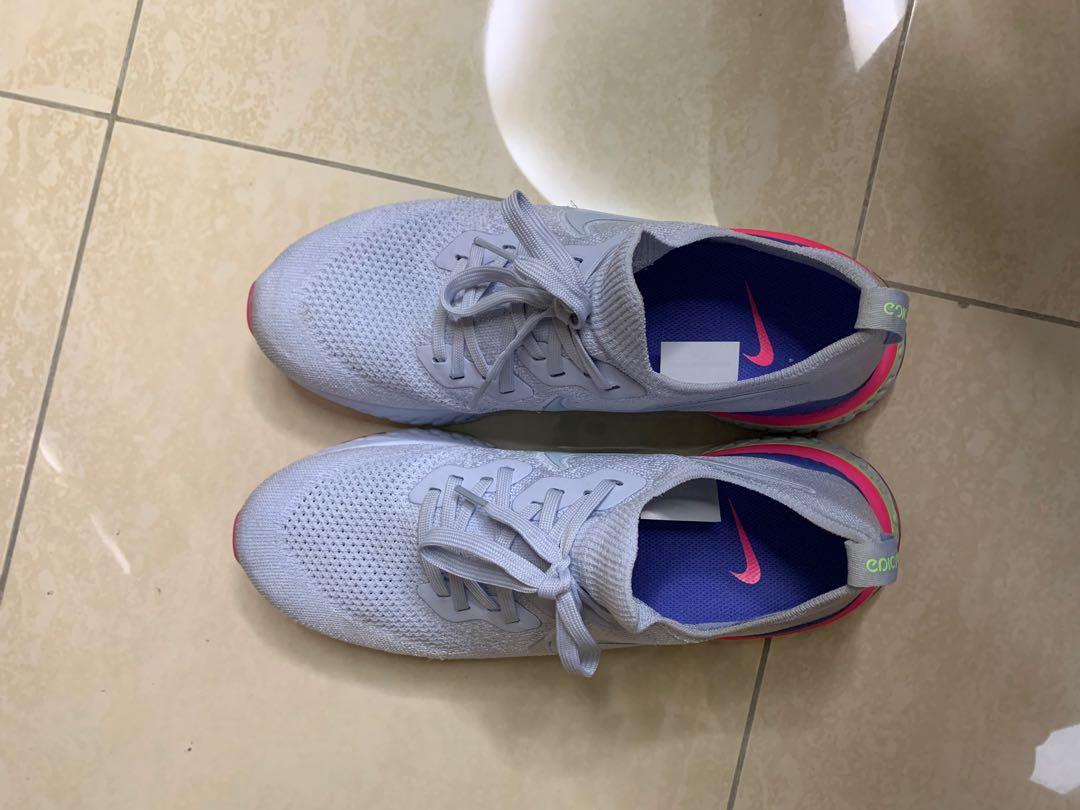 Nike Epic React 2 (Category: Sneakers) located in Singapore. Submitted by vibewiththis (Listing ID 1015604956, Image 4). Description: Rare colourway, first to sell out Lightly worn a few times on short runs Condition 9/10 hardly any signs of usage Size US10.5 fits tts.