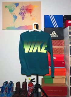 (Category: ) located in . Submitted by cloyzstore_ (Listing ID 1015640769, Image 1). Description: .